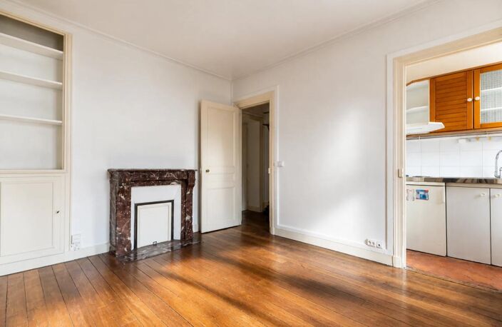 Appartement 2 pièces de 27 m² situé à Paris — photo 2