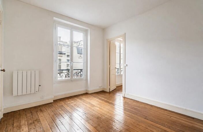 Appartement 2 pièces de 27 m² situé à Paris — photo 4