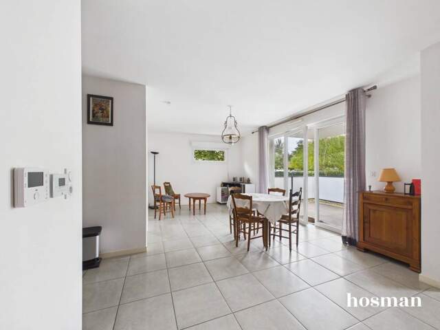 Appartement T3 récent de 64 m² avec terrasse et 2 parkings – Villenave-d’Ornon — photo du bien