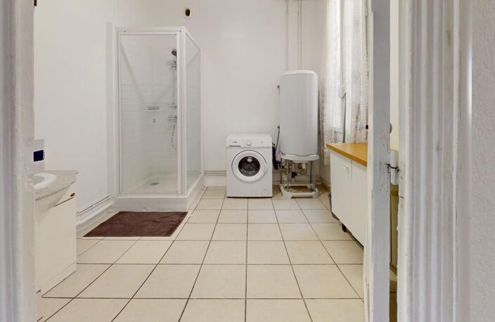 Appartement À Vendre - T3 - 74.2 m² - proche La Joliette — photo 5