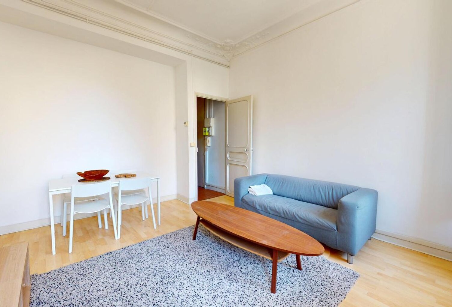 Appartement À Vendre - T3 - 73.3 m² - proche La Joliette — photo 1