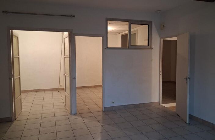 Appartement À Louer Non Meublé — photo 3
