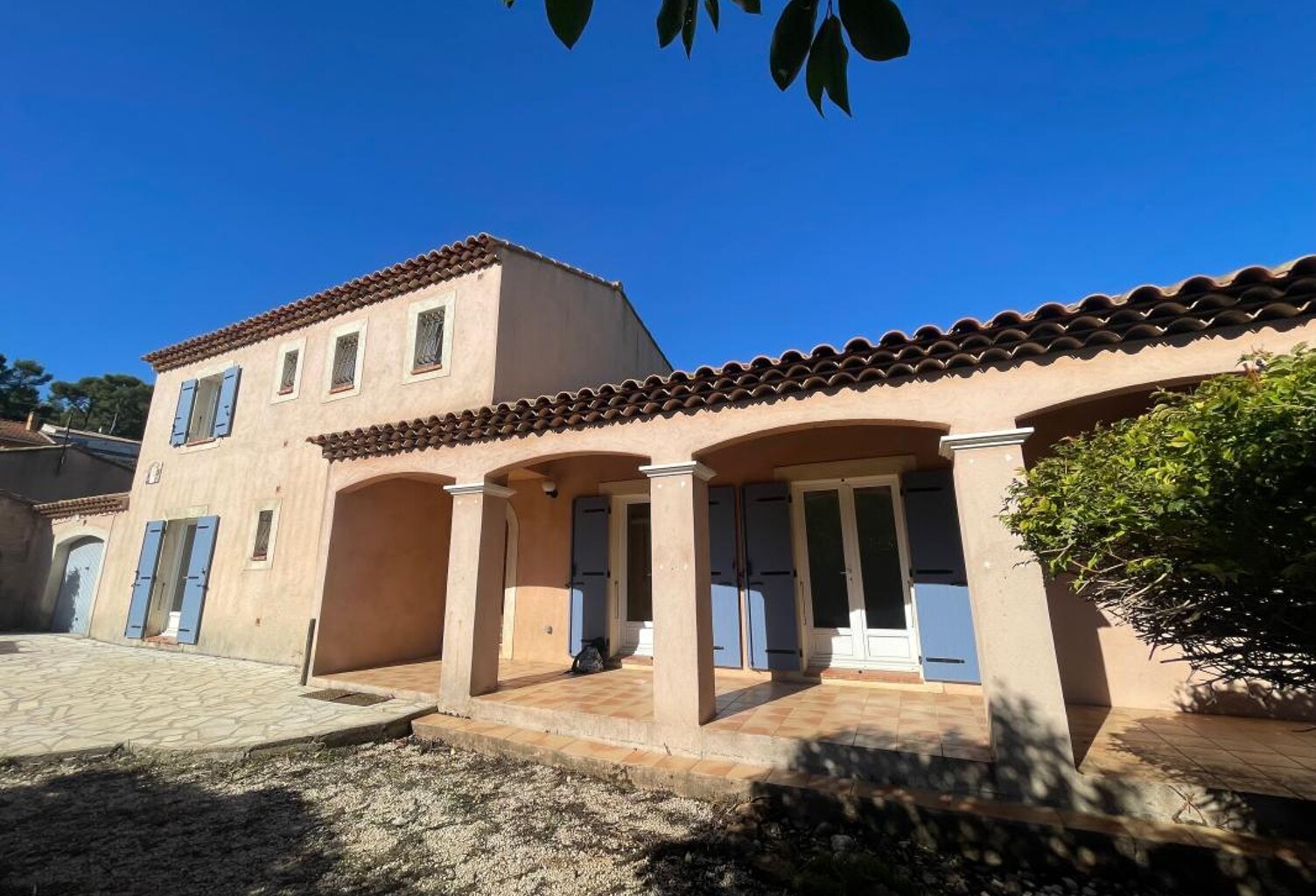 A VENDRE LA SEYNE SUR MER 83500 CADRE CAMPAGNE VILLA INDIVIDUELLE 5 PIECES 4 CHAMBRES  GARAGE — photo 1