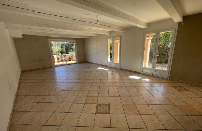 A VENDRE LA SEYNE SUR MER 83500 CADRE CAMPAGNE VILLA INDIVIDUELLE 5 PIECES 4 CHAMBRES  GARAGE — photo 2