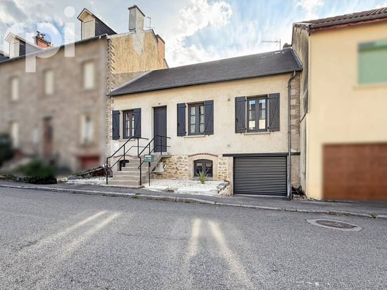 ST-SULPICE-LAURIÈRE – Charmante maison en pierres rénovée avec jardin et vue sur les monts d'Ambazac — photo 1