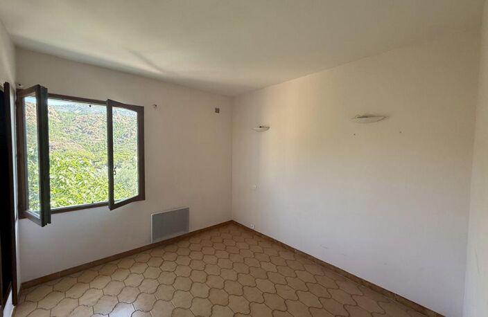 Appartement 81 m² à rénover - Vue dégagée sur l'Esterel et aperçu mer - À 200 mètres de la plage - Petite copropriété, piscine collective — photo 5
