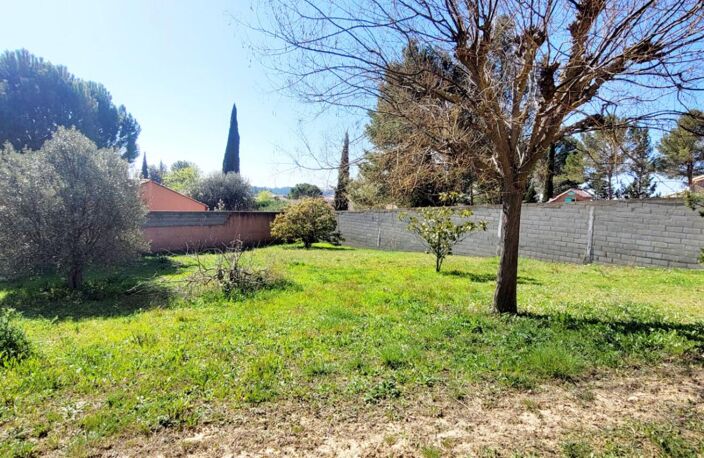 Terrain constructible viabilisé avec permis de construire purgé   de 475M² Bize Minervois — photo 3