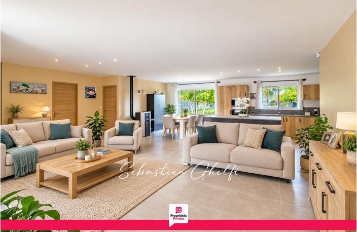 maison de plain pied , grande salle de vie de 60 m², 3 chambres et garage — photo 3