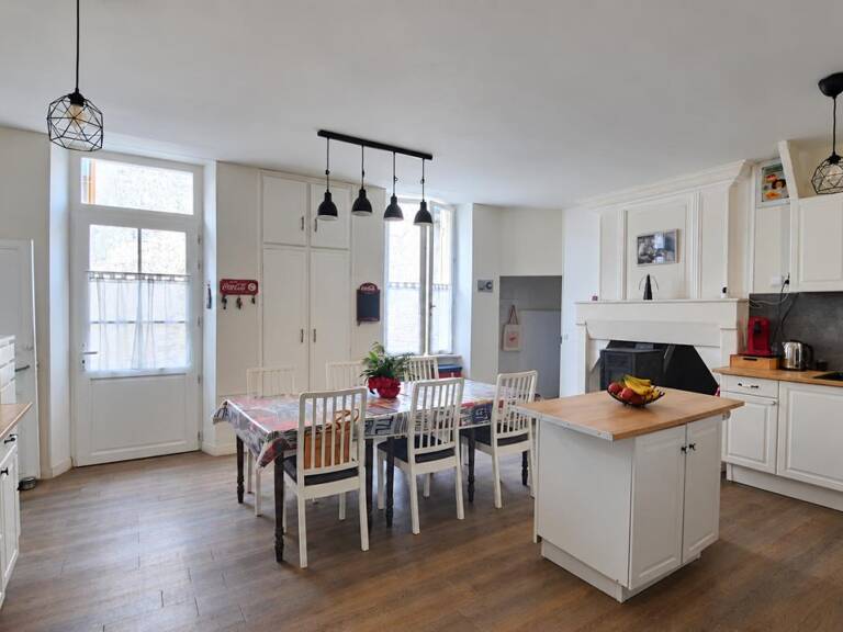 Maison de bourg rénovée 180 m2 — photo 1