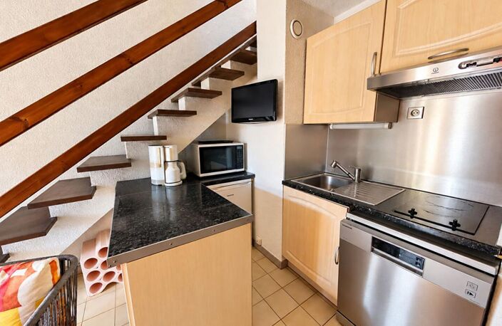 Appartement Saint Raphael 3 pièce(s) 39 m2 - mer et port de Santa Lucia à 5min à pied — photo 4