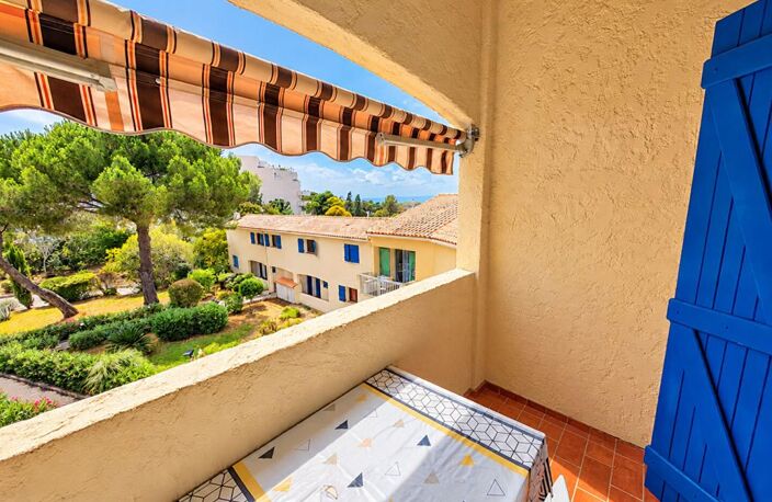 Appartement Saint Raphael 3 pièce(s) 39 m2 - mer et port de Santa Lucia à 5min à pied — photo 5
