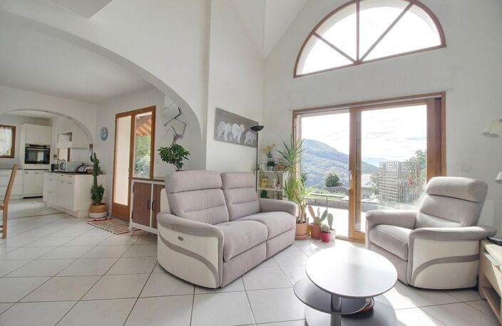 73230 Saint-Jean-d'Arvey 4 chambres, piscine — photo 4