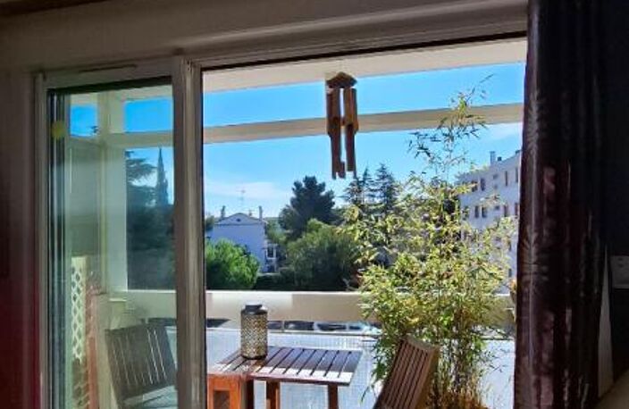 Hyères Olbius Riquier Appartement 58 m² traversant et lumineux — photo 2