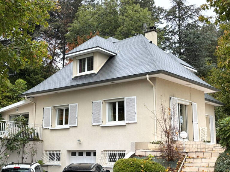 St GENEST LERPT 42530 MAISON 156m² 4 chambres, sous-sol complet sur 1597m² de terrain — photo 1