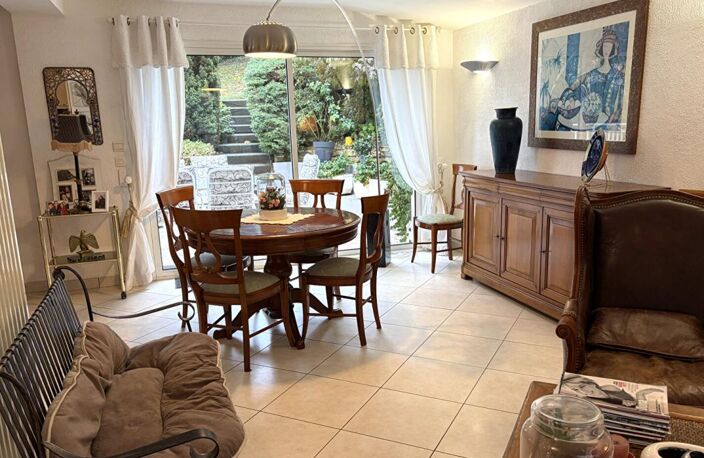 St GENEST LERPT 42530 MAISON 156m² 4 chambres, sous-sol complet sur 1597m² de terrain — photo 4