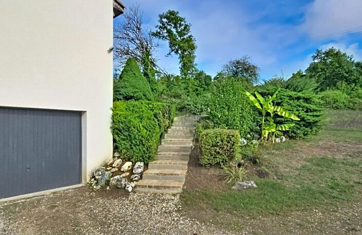 Maison individuelle sur sous-sol, avec piscine sur un terrain de 1491 m² — photo 3
