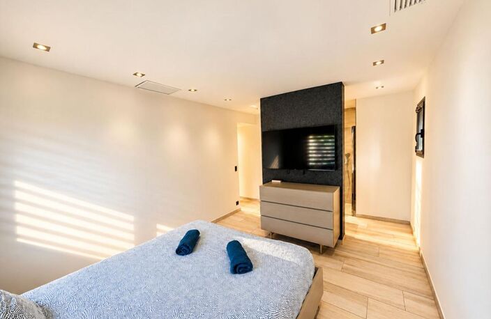 Villa contemporaine 7 pièces avec piscine et appartement indépendant - Tour de Mare, Fréjus — photo 5