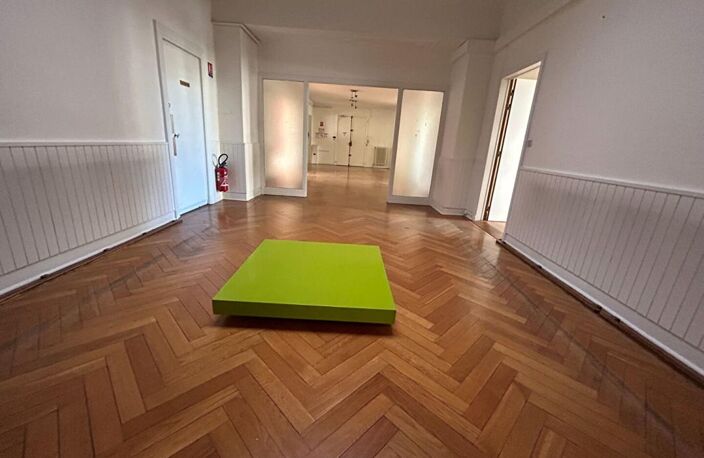 Appartement Clermont Ferrand 8 pièces 305 m2 — photo 3
