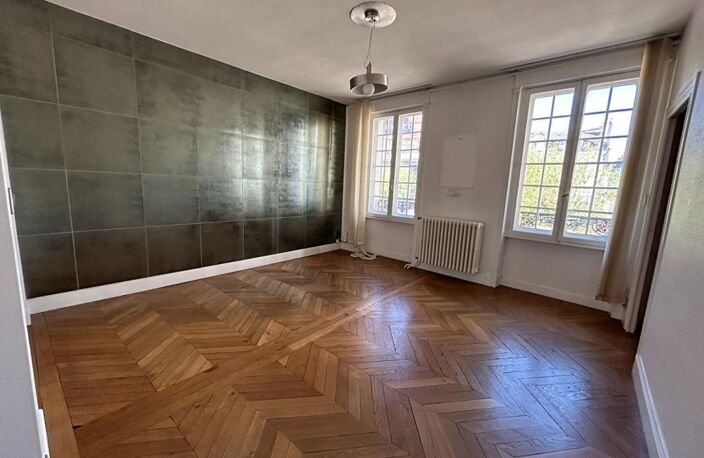 Appartement Clermont Ferrand 8 pièces 305 m2 — photo 4