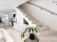 SANARY SUR MER - A 10 MINUTES A PIED DU PORT - MAISON INDIVIDUELLE 106 M² - TERRAIN 133 M² - GARAGE 27 M² — photo 2
