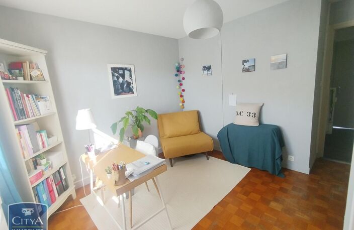 Location appartement 3 pièces 64 m² à Chambéry (73000) — photo 3