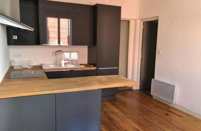 Location appartement 2 pièces 46 m² à Toulouse (31000) — photo 2