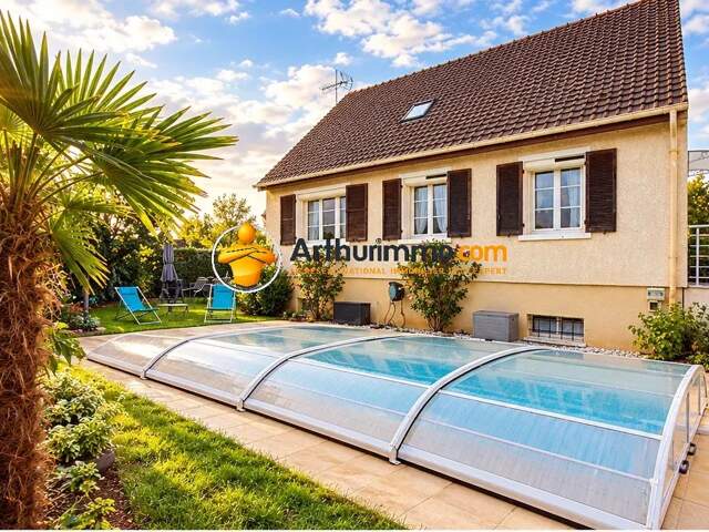 Maison 5 pièces, 4 chambres, jardin, sous-sol total et piscine — photo du bien