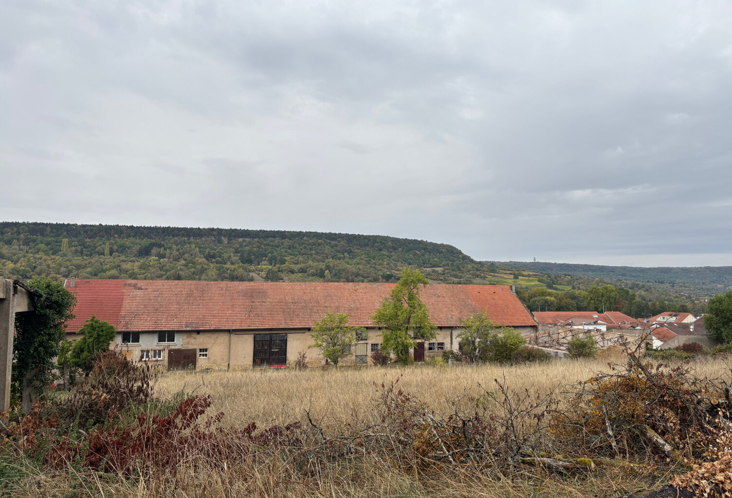 Corps de ferme à rénover — photo 1
