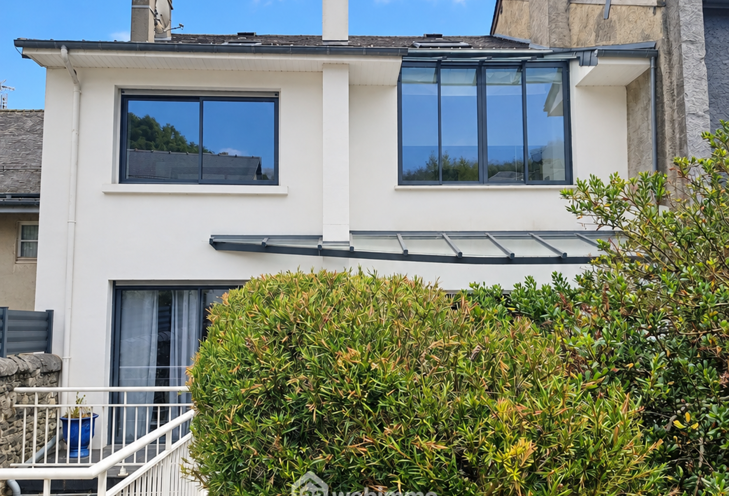 Maison - 376m² - Laruns — photo 1