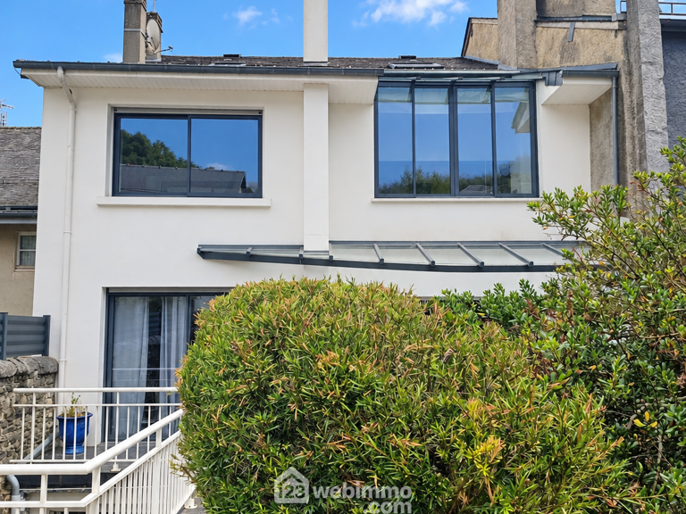 Maison - 376m² - Laruns — photo 1