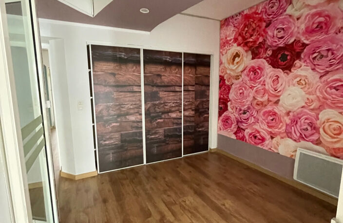 Locaux situés en centre ville — photo 3