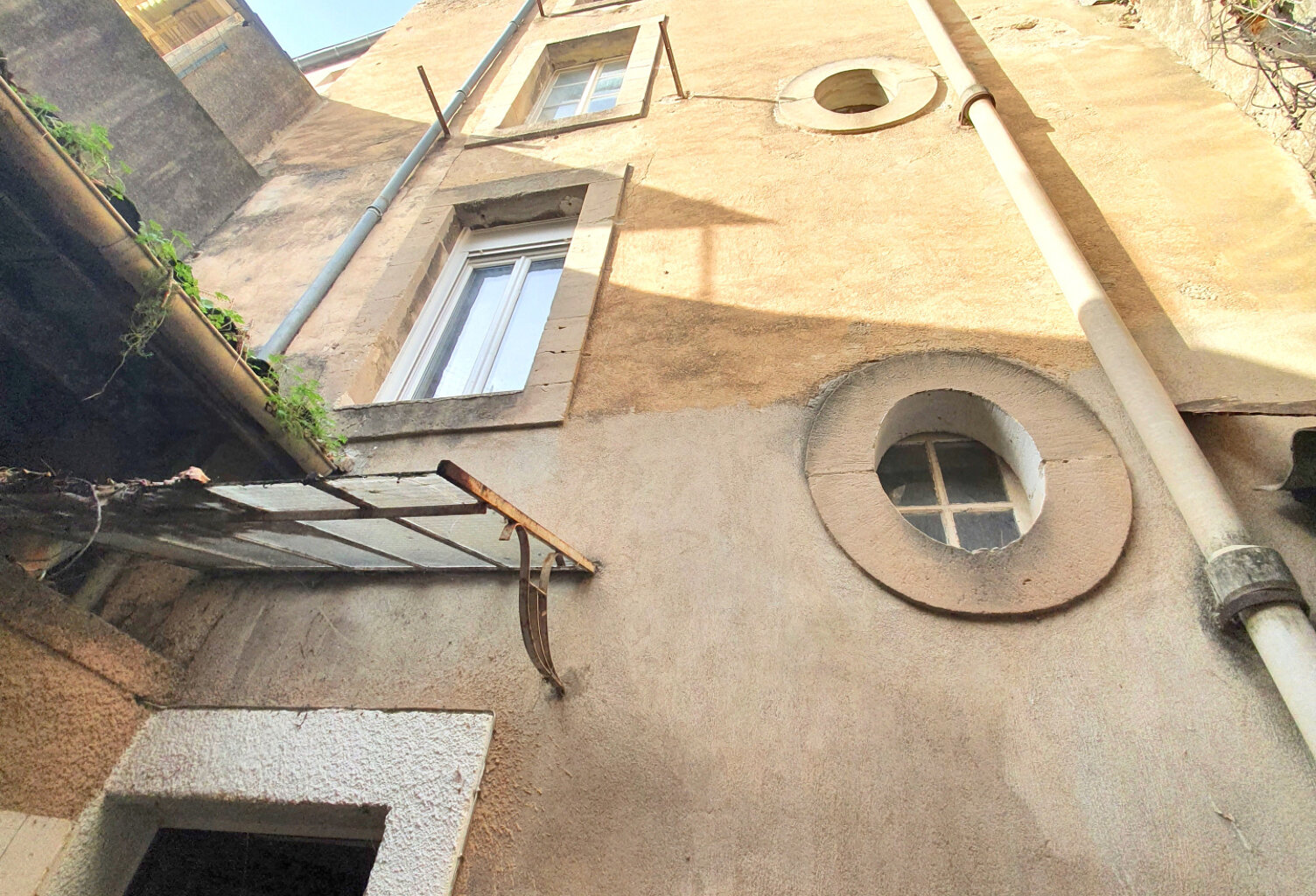 Dépt Hérault (34), à vendre LODEVE Appartement T2 de 40m2 - — photo 1