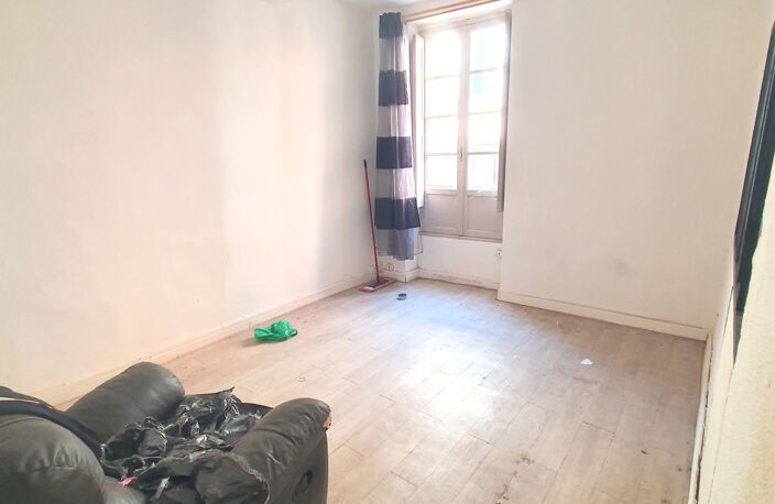 Dépt Hérault (34), à vendre LODEVE Appartement T2 de 40m2 - — photo 3