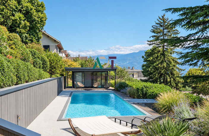 PROPRIETE 6PIECES 227M2 AVEC PISCINE CORENC — photo 2
