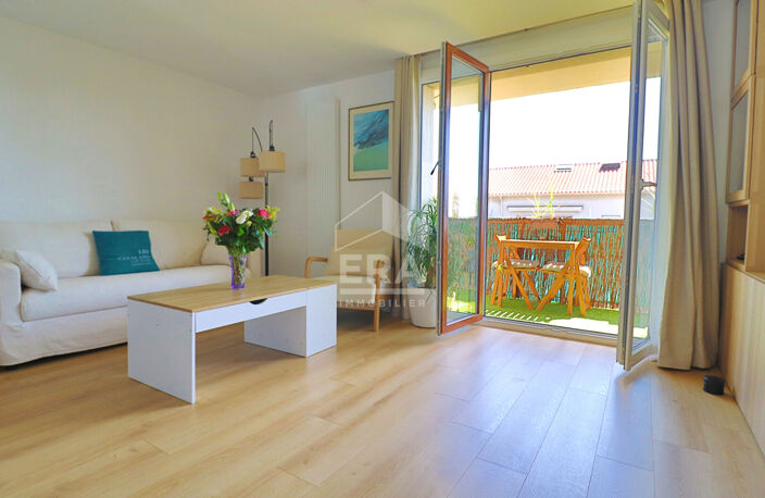 T2/3 DERNIER ÉTAGE TIMONE 48m² + 24m² LOGGIA + BALCON 11m²  SUD  RÉNOVÉ — photo 2