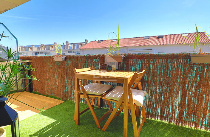 T2/3 DERNIER ÉTAGE TIMONE 48m² + 24m² LOGGIA + BALCON 11m²  SUD  RÉNOVÉ — photo 4