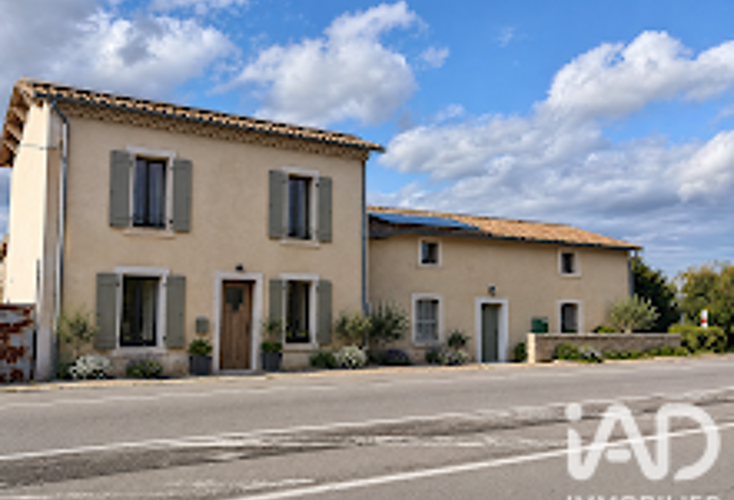 Vente Maison/villa 8 pièces — photo 1