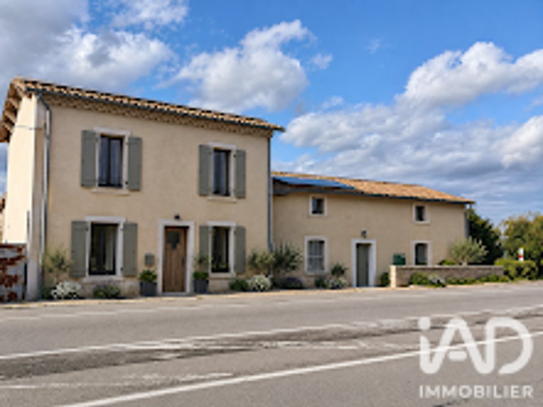 Vente Maison/villa 8 pièces — photo 1