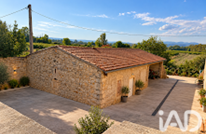 Vente Maison/villa 8 pièces — photo 2