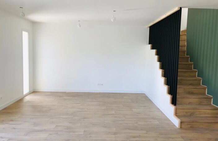 Villefranche de Lauragais, villa duplex T4-5 récente — photo 4