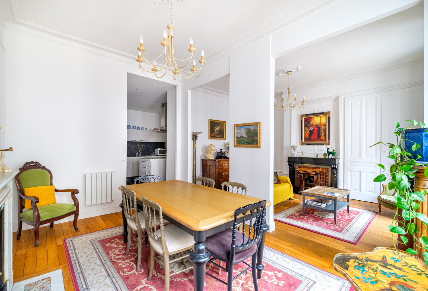 LYON 7 SAXE GAMBETTA BEL IMMEUBLE ANCIEN APPARTEMENT TYPE 4 — photo 1
