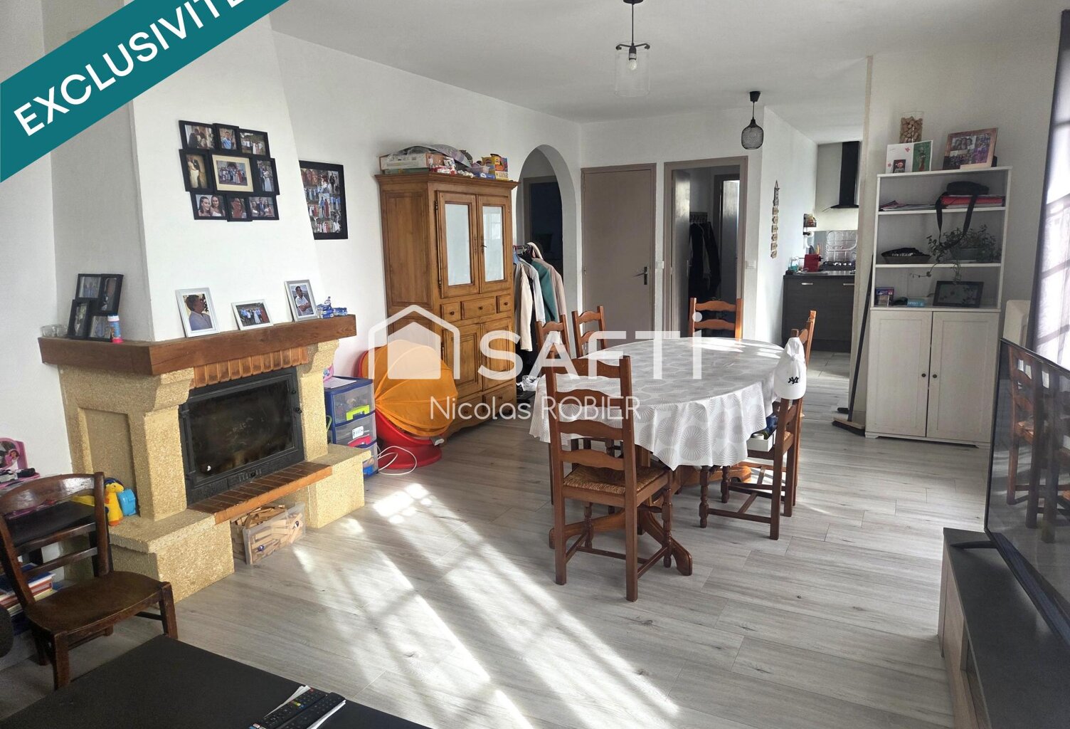 Maison cinq chambres, grande pièce de vie, jardin clos, garage ! — photo 1