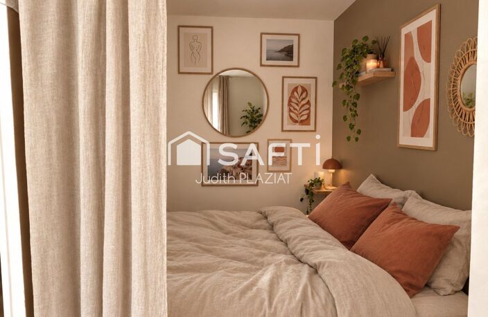 STUDIO VUE MER - TERRASSE - ACCES PLAGE - DERNIER ETAGE — photo 3