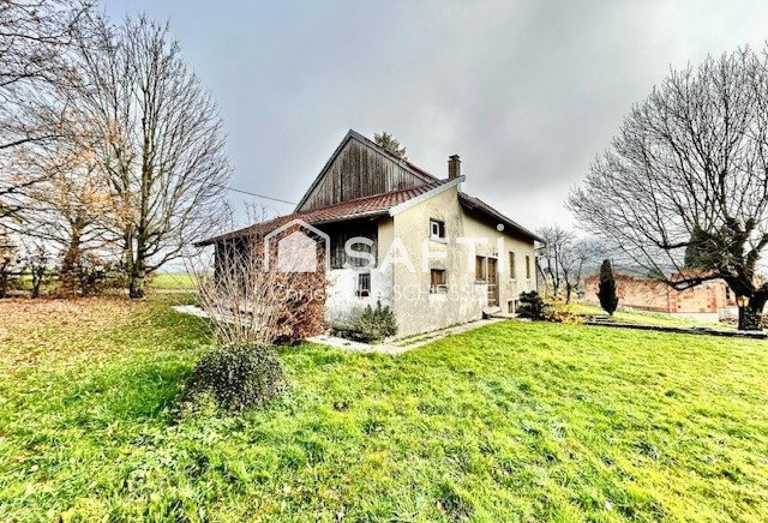 Maison 189 m², 8 pièces , 5 chambres, 1528m² de terrain — photo 1