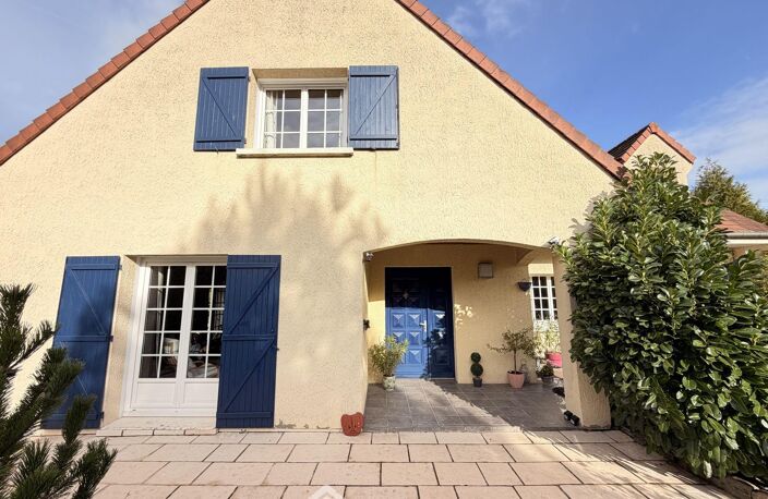 Maison - 256m² - Fourdrain — photo 2