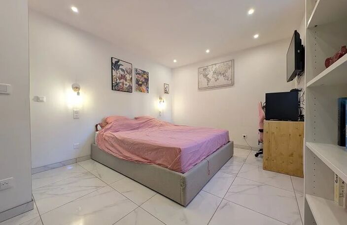 Vente maison 4 pièces 85 m² Miramas (13140) — photo 4
