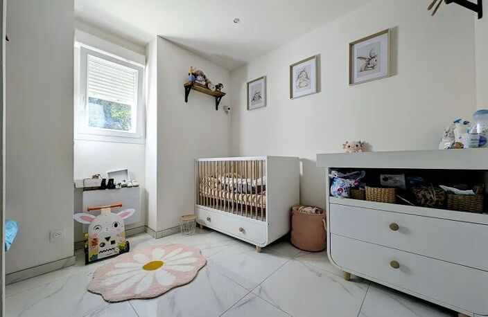 Vente maison 4 pièces 85 m² Miramas (13140) — photo 5