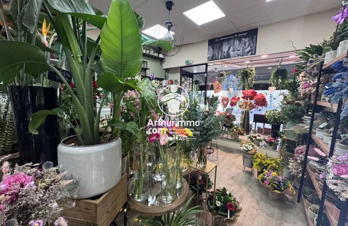 Fonds de commerce de fleuriste à Aubenas, 47 m² — photo 2