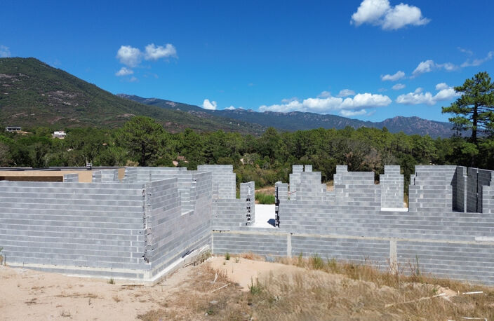 TERRAIN AVEC VILLA T6 EN COURS DE CONSTRUCTION à SOTTA — photo 5