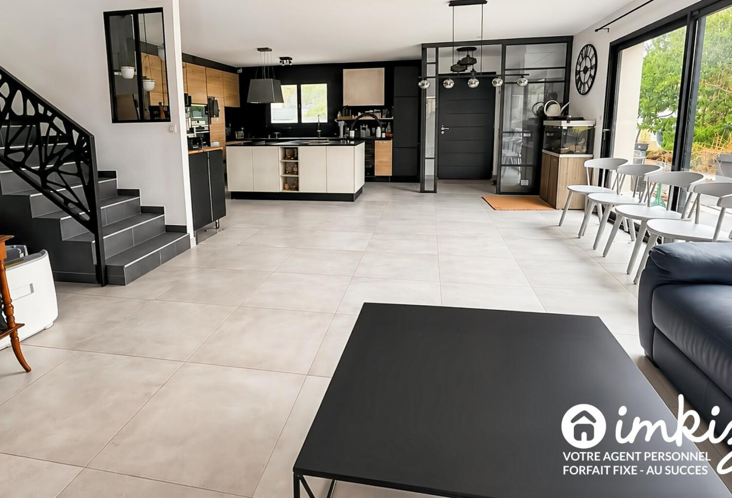 Maison moderne 6 pièces avec piscine — photo 1